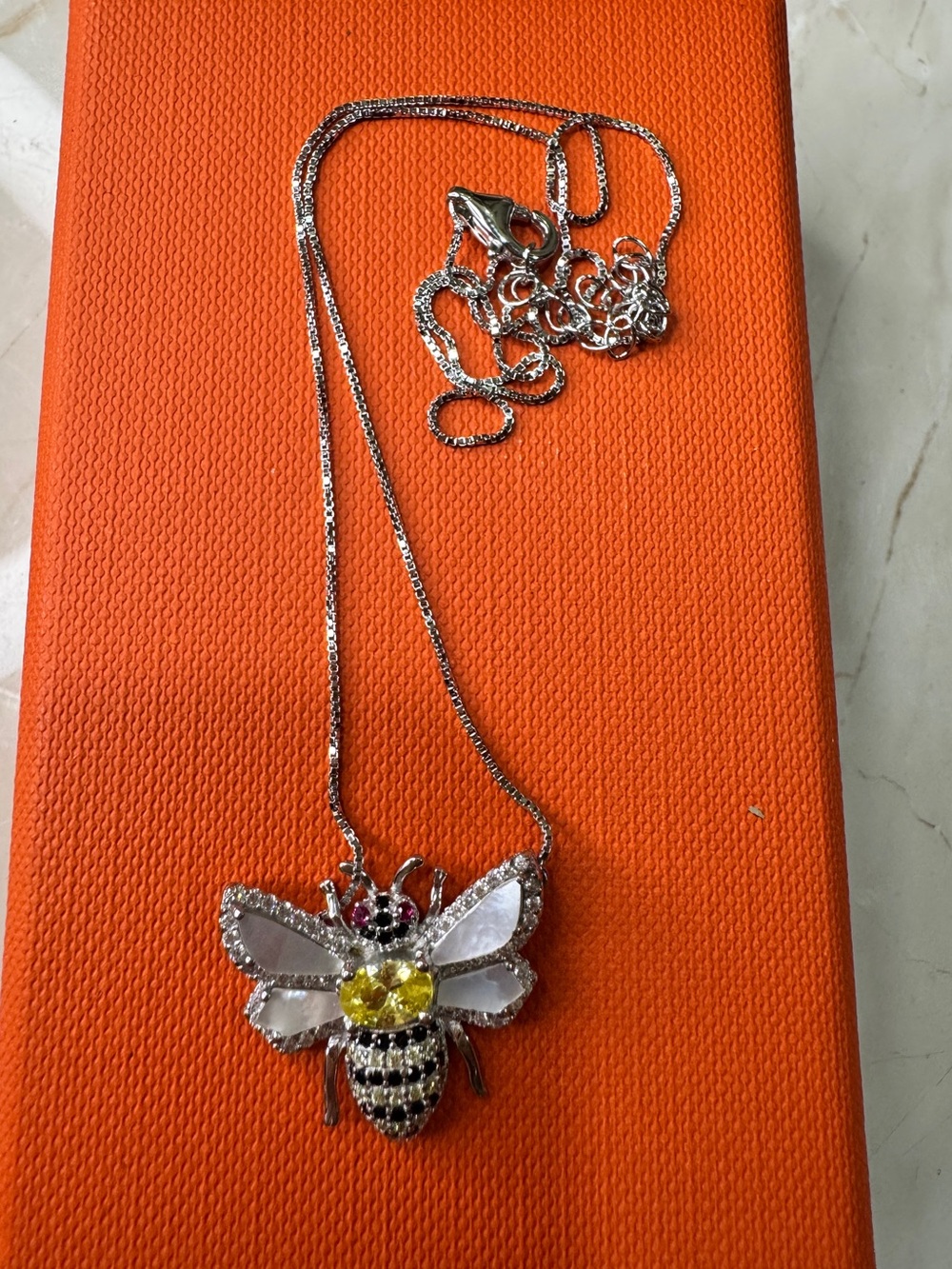 925 Sterling Silver Bee Pendant Necklace with citrine and Ruby Crystal Accent